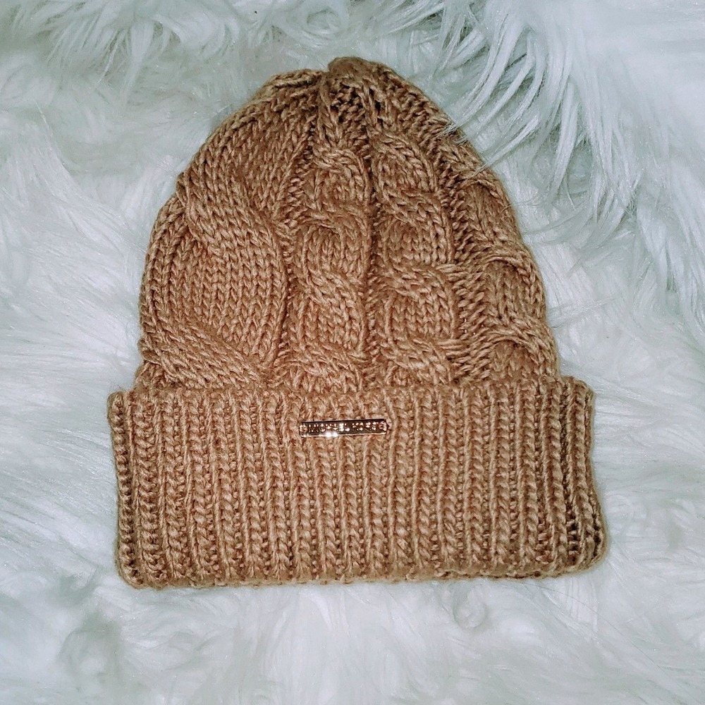 Michael Kors Camel Tan Cable Knit Beanie Hat Rose Gold Logo Plaque Winter Cap